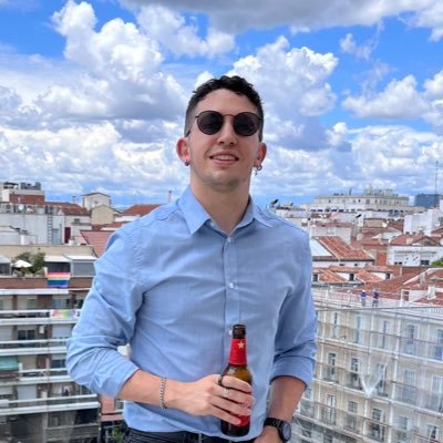 Software developer.
Fútbol Club Barcelona and Liverpool FC.
League of Legends.
Amateur guitarrist
https://t.co/Xng0i48mhn