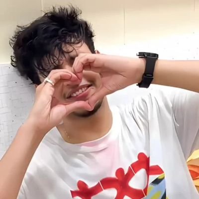 TAsipahi's profile picture. Are you samjhdaar bro? 
future engineer👩‍🔧

phen of past engineer 👨‍🔧

@triggeredinsaan photon of triggered army 🥺💖
