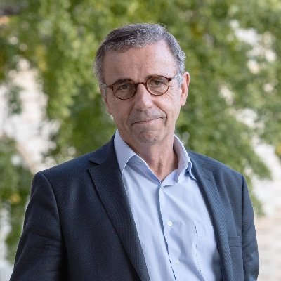 Maire de @Bordeaux 🌱 Premier Vice-président de @BxMetro