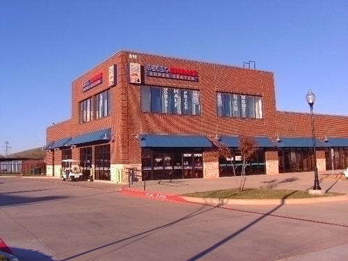 Royal Storage Super Center is a premier Self Storage operator in North Dallas, Texas.