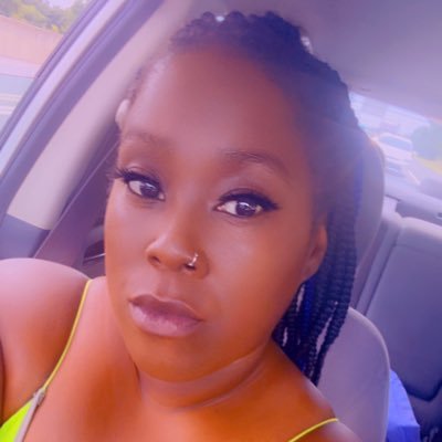 30🌸 FLIRTY. Thriving. I DONT like N*ggas in my Inbox🙄