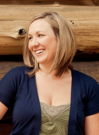 chelsey_lindahl's profile picture. Dog adorer, satire lover, wannabe foodie, figure skater/coach, whole-food promoter & RD behind Chew with Your Mouth Open.