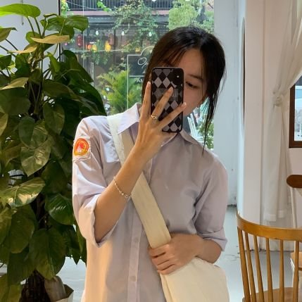 ThanhHngHong8's profile picture. 