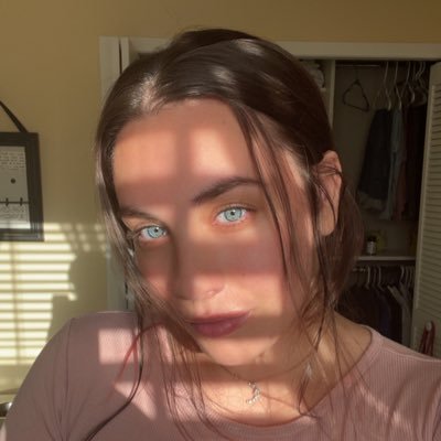 m000npies's profile picture. Creative Writer, Editor, and Narrative Designer
Level 26
WIP: @TheKeepersComic
Twitch: https://t.co/vVCdVoWkMN
#Writer #Narrativedesigner #Streamer