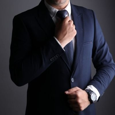 alisen1984's profile picture. انباشت از حرفهای نگفته ولی تا چشم کار میکنه برهوته.