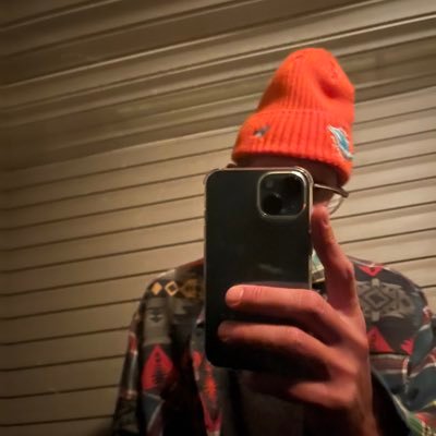 g2futuristic's profile picture. 🍅TOMATOES 🍅 coming soon! 🎬🎧🔜