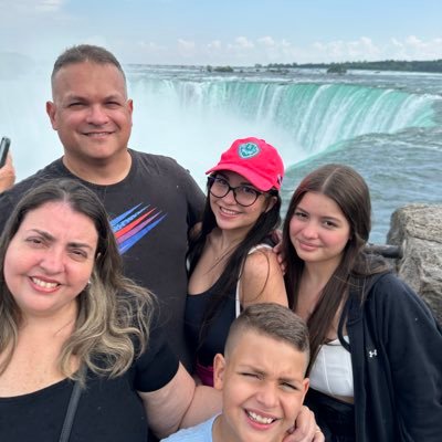 PhD Genetics and Molecular Biology/ My fortune is my family! 🇨🇦🇧🇷 Paysandu S.C.