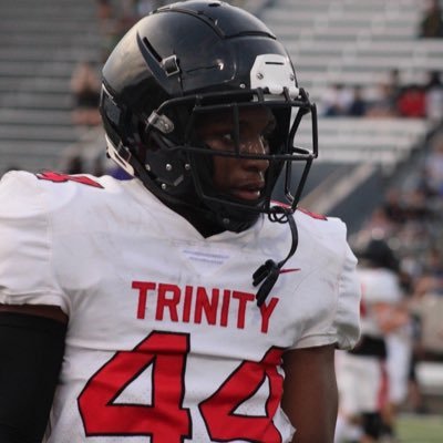 Middle LB/ Defensive End || C/O 2024 || 6’1” 215 lbs || 4.7 40 || 2.7 GPA || Euless Trinity High School (TX) ||