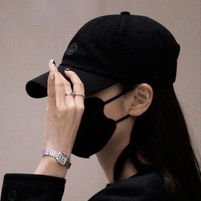 Kamana_gupta_'s profile picture. Ek din khatam hota hai ki dusra shuru hojata h bhai saans to lene da🙏