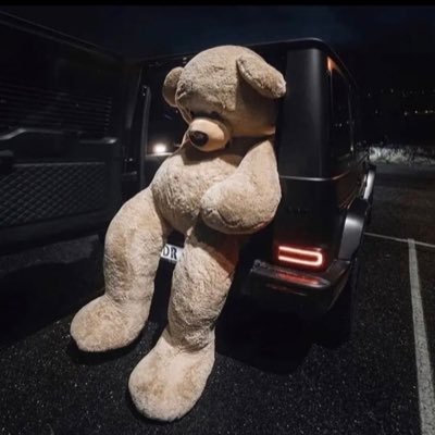 HushDollar10's profile picture. 