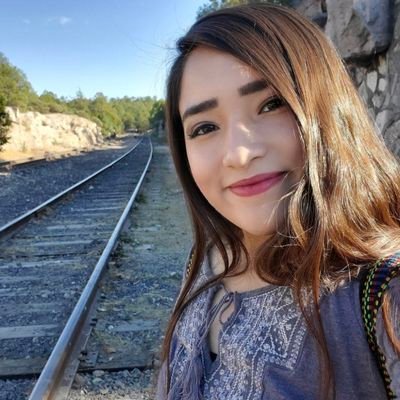 DeniffL's profile picture. UTSA' 2024🧡💙🧡