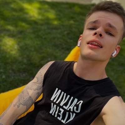 michaell_moore_'s profile picture. #onlyfansboy#hotpics 😈ONLY 18+ Uncensured pics and video😈on my link❤️😈