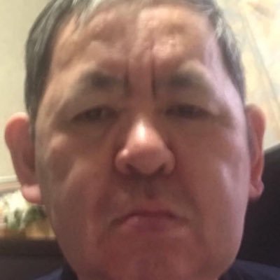 60代後半の既婚者です。 「 生涯現役」を目標に日々鍛錬を重ねています。 その結果ク○ニ で舐めることに新境地を開拓いたしました。 ク○ニをご希望の女性、あなただけに気持ちが良くなるまでマ○コを舐め続けて差し上げましょう。