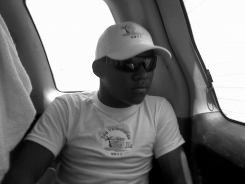 Yhonyo_jesus's profile picture. Ingeniero civil en proceso...! y orgulloso de mi pais..! VENEZUELAAAAA...! :)