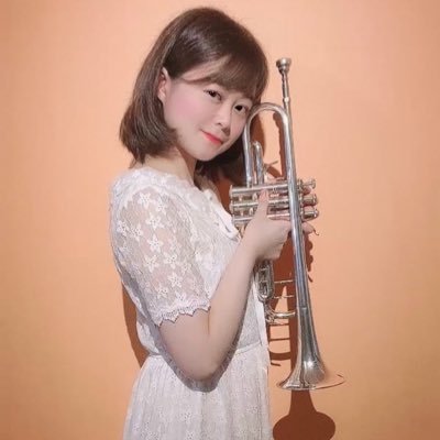 食べるの大好きトランペッター🎺トランペット&リトミック講師&吹奏楽部コーチ🎹ポコチャでトランペット演奏配信ライバーʚ(⁎•ᴗ•⁎)ɞ マイペース🥱レオパ♂飼ってます🦎💕DMはお仕事関係と、ポコチャの特典のやり取りのみで使用しています🍀またポコチャリスナー様のフォロバは基本的にコアファンの方のみです。