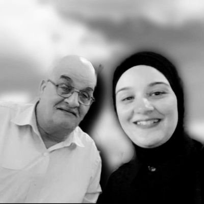 الفانله البيضا بخطين حمر انا هفضل احبها طول العمر
زمالكاويه اناااااا😍😍