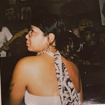 CssndrRys's profile picture. professional cat cuddler ••• always return to sender
