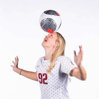 | Instagram @emma.grace.johns | @razorbacksoccer 27’ #92