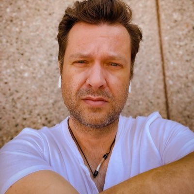 Screenwriter - Just a guy with a laptop and a camera, trying to be creative in one way or another. https://t.co/chlxq40DRh