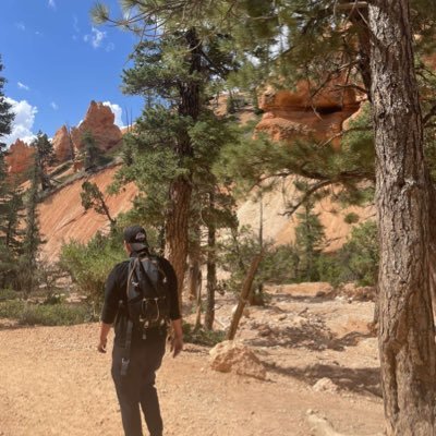 R68Riad's profile picture. started from the bottom 🦉