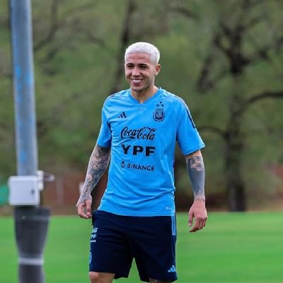 EnzoFernandes96's profile picture. Chelsea FC 💙