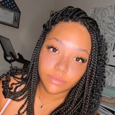 daileedoseofb_'s profile picture. 