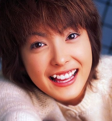 HELLO♥ 2?歳 Ａ型 LOVE♥ 香水／料理／／子供／音楽 マイペースなやつですが、 気軽にふおぉーろーみー(｀･ω･´)ゞ♡  서울 대학교 한국이세에요 warkara@room.ocn.ne.jp