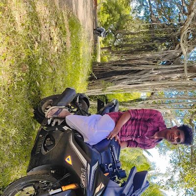 Divagarmut92736's profile picture. 