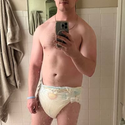 26 M / Gay Demi / ❤️ @bigmaxabdl ❤️/ 18+