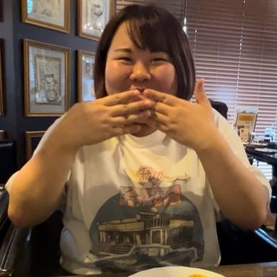 ogi_ogino_ogi's profile picture. NSC東京28期/ニコミハジメテ/吉本興業3年目/新潟県出身/パラパラ