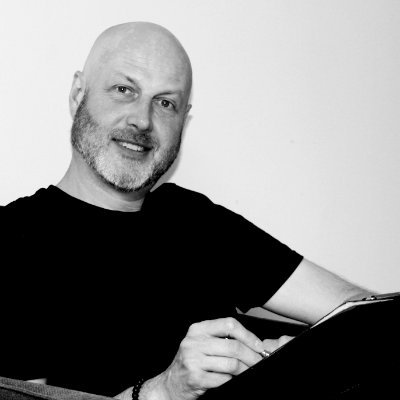 Clinical Hypnotherapist, Therapeutic Coach and NLP Practitioner. I offer online (worldwide) and face to face sessions. Get in touch, text/phone 07532 200862.