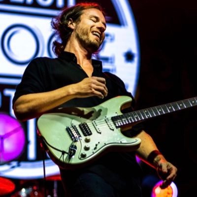 Bjorn976's profile picture. session guitarist/singer