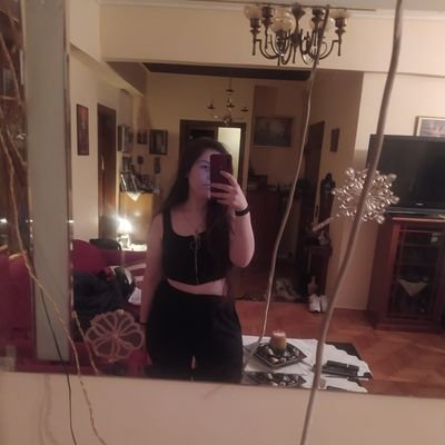 Antwniaaaaaa's profile picture. 