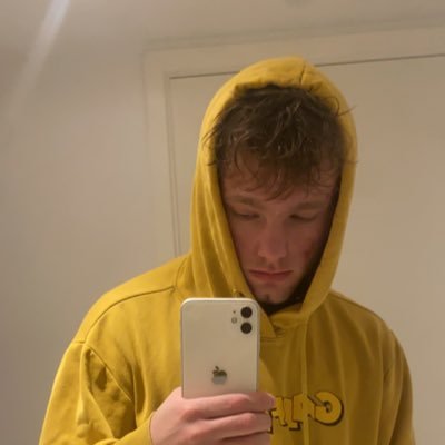 I make commentary videos. 22 y old. 337k subs on YT. ESWD weather collector (VOP/partner) for DK, NO, SE. farmer🌽, a nerd & i conduct tornado damage surveys.