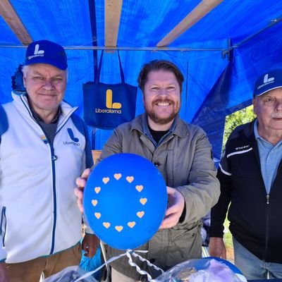 Ambassadör för närmare Europasamarbete och ett mer liberalt samhälle. Politiker i Stockholm (L). Skriver här som privatperson och åsikterna är min egna.