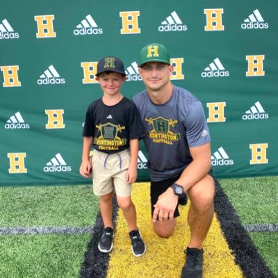 Family means Everything: Jackson Carter💙/@HerdFB alum #GoHerd/Huntington High Football Assistant Coach🔰 @hhs_highlanders