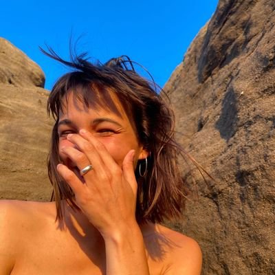 beajauregui_13's profile picture. 