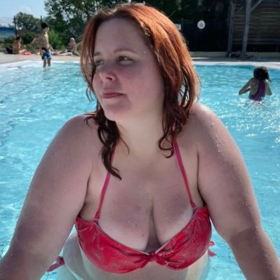 Cc les gens bienvenue sur mon compte secours. mon compte principal et @albusty08 🥰qui et plus 🔞et bien sûr mon mym 🥰⬇️