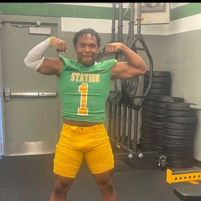 3⭐️25 ‘Rb @ Bryan Station High School(Ky) Student athlete🤞🏽❤️