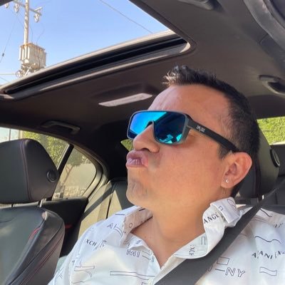 SergioSanchez_V's profile picture. Abogado y empresario