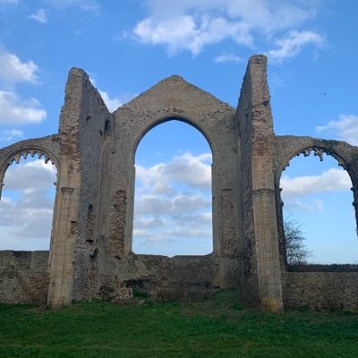 cutandpost_tv's profile picture. European