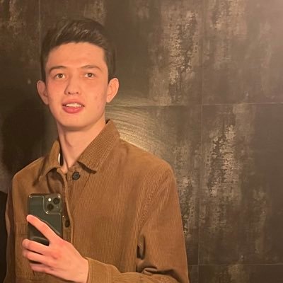 nurken_taganov's profile picture.