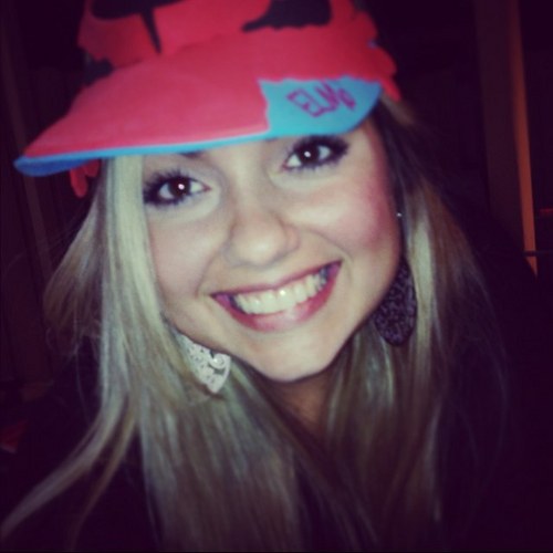 MsCriss314's profile picture. 