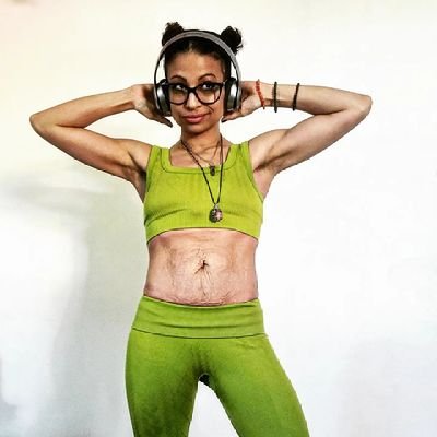 Mrs_Rivera713's profile picture. ❤️‍🔥FZTV❤️‍🩹
Vibrational Life Guru/Content Creator/Businessowner/Unique👽💃🏽✨Follow & subscribe💖💃🏽🌶🧠💎Linktree in my bio✨️Catch this vibe✨️