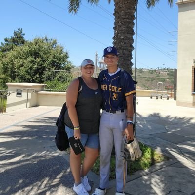 Mom of a Pitcher/1st baseman. My 99 💙