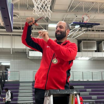 WECDSB 📚 Assistant coach at the University of Windsor🏀