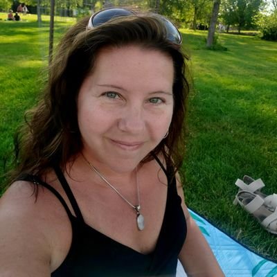 LifeWTamaraLynn's profile picture. Reiki practitioner, Indep. Watkins Manager, Web Designer, Momma Bear! Knowledge is key. Live your dreams!💖💖💖 #health #wellness #mindfulness #adventure