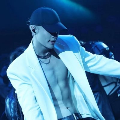 Hey, 不要有所犹豫,
believe you can do it.
Hey, 不要有所顾虑,
得到或者失去。|| Tweets no siempre tristes