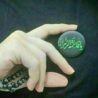 aydaad2's profile picture. هر انسان یک کتاب است در انتظار خواننده اش 😉