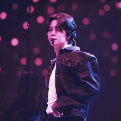 안녕하세요 💜🌺
이란에서온 김한련이라고합니다 . 19살입니다.그리고 모두 방탄소년다 좋아하지만 제일 좋아한 사람이 정국과 김태형입니다💜🌺